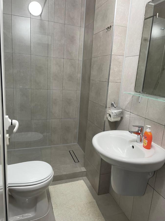 Pension Regal Сату-Маре Экстерьер фото