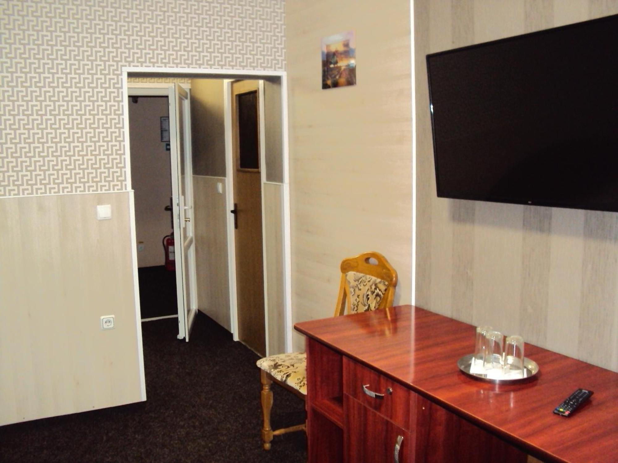 Pension Regal Сату-Маре Экстерьер фото