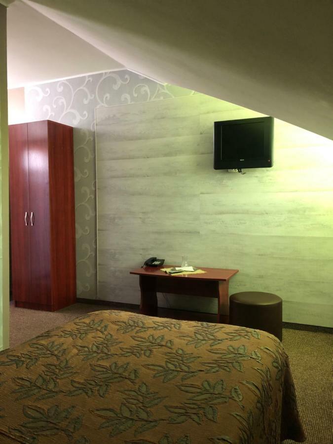 Pension Regal Сату-Маре Экстерьер фото